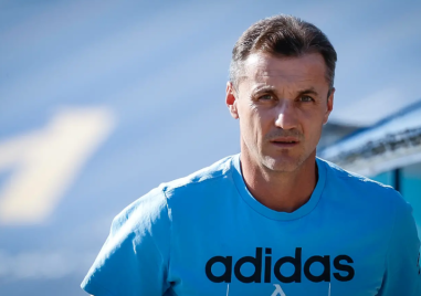 Станислав Генчев остава треньор на Левски От клуба пуснаха официално