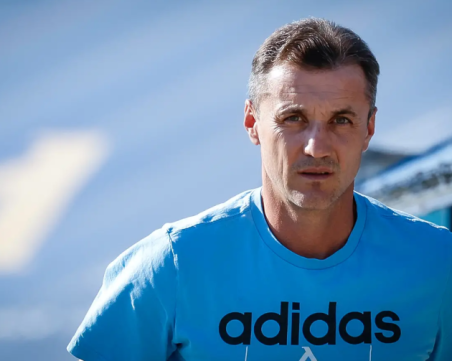 Официално: Генчев остава треньор на Левски