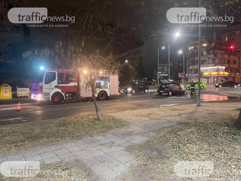 Кола избухна в пламъци на булевард Пещерско шосе“ в Пловдив.