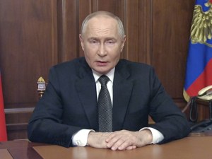 Владимир Путин потвърди, че Русия е изстреляла хиперзвукова балистична ракета със среден обсег