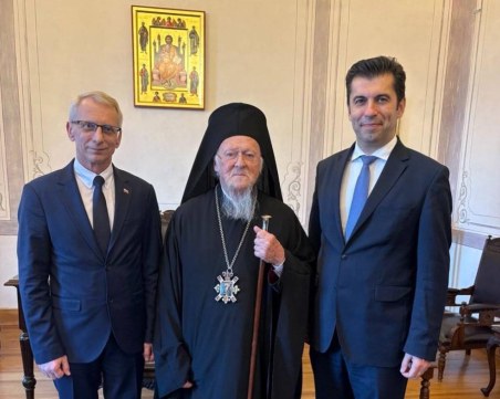 Кирил Петков и Николай Денков са разговаряли с Вселенския патриарх Вартоломей