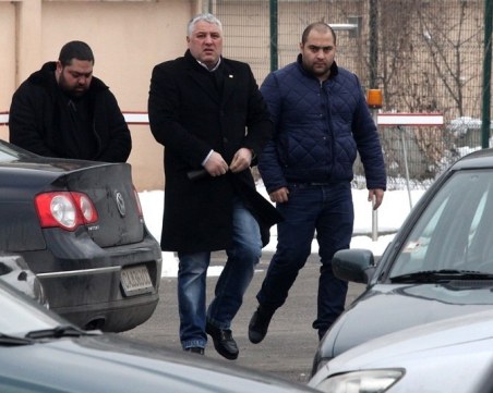 Протест срещу Киро Японеца под наслов 