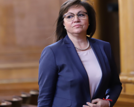 Нинова основава нова партия, ще бъде нов ляво-център проект