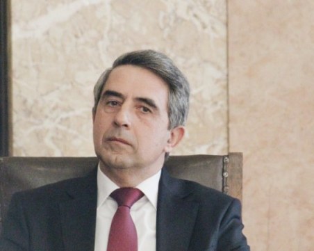 Плевнелиев: Държавата е в хаос, а хаосът ражда чудовища