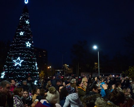 Тони Стойчева пожела светли празници и ще зарадва хората с различни културни и социални събития