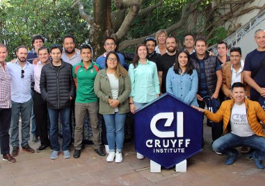 Българският футболен съюз сключи партньорство с института Йохан Кройф Прочетете ощеТо