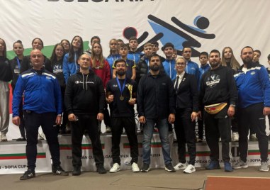 Състезателите на АСТК Тракия извоюваха 12 4 1 7 медала