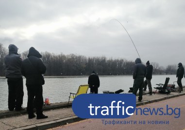 Ден преди Никулден Гребната база беше отворена за любителите на