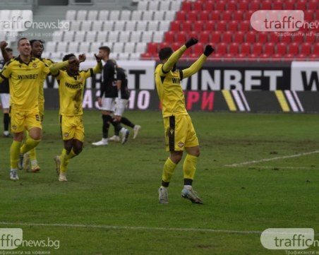 Вижте стартовите състави на Ботев и Крумовград