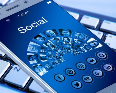 Експерти: Всичко в социалните мрежи събужда най-крайни реакции и поражда емоции