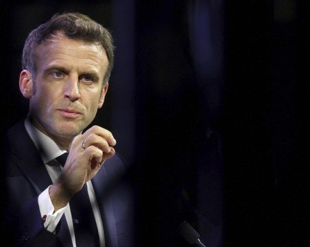 Еманюел Макрон: „Варварската държавност