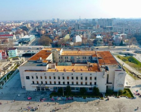 Предимно слънчево ще е днес в Пловдив, температурите остават високи – около 11 градуса