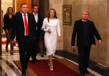 С нас никой не е водил разговори за съставяне на