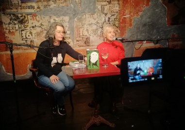 В последната среща с автор преди Коледните и Новогодишните празници