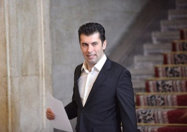 Лъчезар Ставрев е задържан в качеството си на длъжностно лице за устни