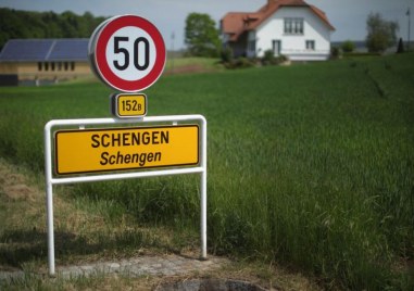 Днес в Брюксел министрите на вътрешните работи на страните от