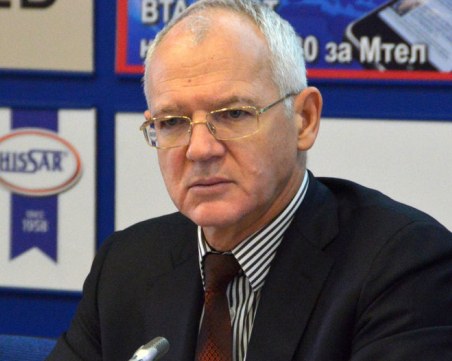 Делът на светлата икономика се свива през 2023 година