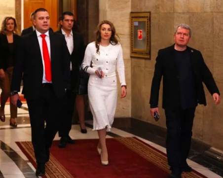 ИТН: Никой не е водил разговор с нас за кабинет