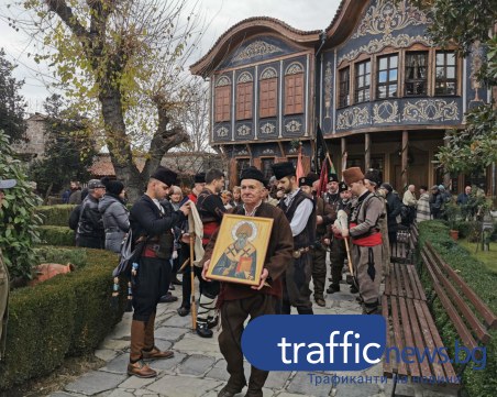 Навръх св. Спиридон: Цели 23 майстори и 16 калфи влязоха в пловдивския еснаф