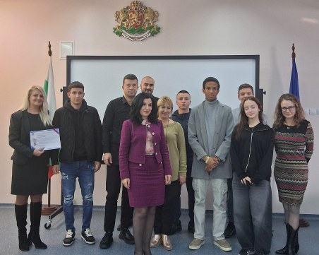 Пловдивски прокурори изнесоха открит урок за професията пред ученици