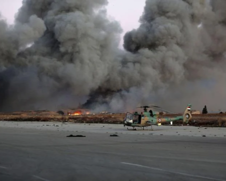 Израел нанесе десетки удари по военни обекти в Сирия
