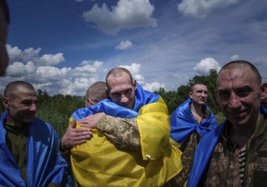 Руските сили са екзекутирали петима украински военнопленници съобщи украинският омбудсман