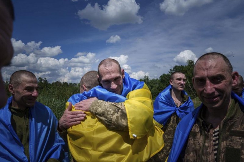 Украинският омбудсман: Руските сили са екзекутирали петима военнопленници