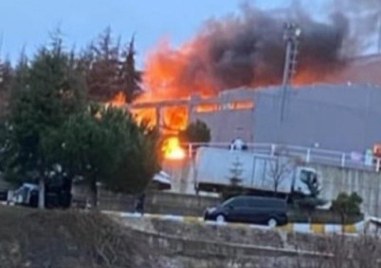 Мощен взрив избухна в завод за експлозиви в Северозападна Турция