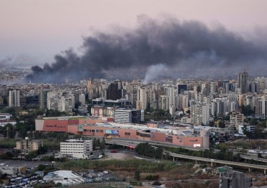 Израел нанесе днес въздушни удари в Йемен по летището на