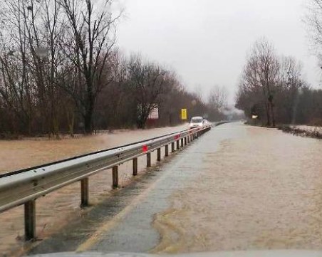 Зам.-кметът на Царево за прелялата река Велека: Няма бедстващи хора