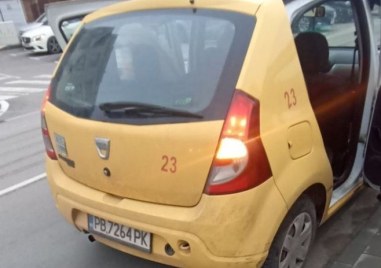 Пловдивчанин сигнализира в социалните мрежи за случай в който таксиметров