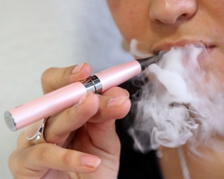 От 1 януари: Белгия забранява еднократните електронни цигари