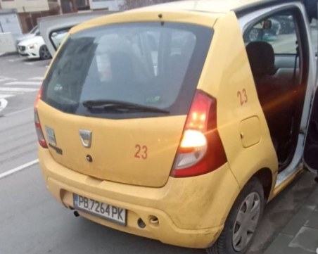 Чужденец твърди, че таксиметров шофьор му е поискал 80 лв. за курс от 6 км в Пловдив