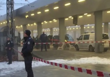 Около 2 30 часа през нощта във вагон на Централна гара