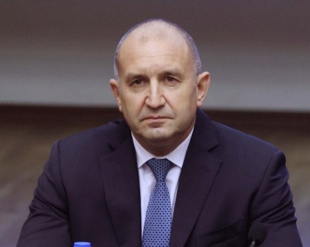 Радев: Красимир Куртев ще продължи да живее в сърцата на публиката и ще остане неизчерпаемо вдъхновение за младите хора