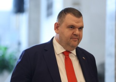 КЕВР поднесе подарък на енергийните олигарси затова че оставиха хората