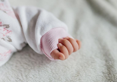 Първото бебе за 2025 година родено в клиниката по Акушерство