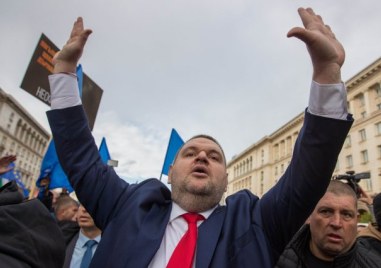 Комисията за енергийно и водно регулиране продължава да гази грубо