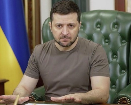 Зеленски: Русия удари 111 пъти по нас в новогодишната нощ