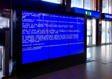 Компютърен срив създаде хаос по летищата в Германия Засегнати са