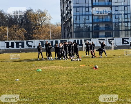 Локо стартира с нов треньор, но без нови попълнения