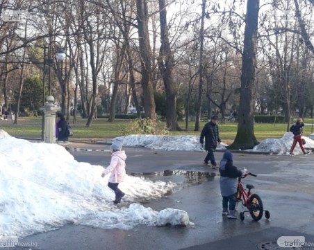 Облачно и студено време в Пловдив, възможен е слаб снеговалеж