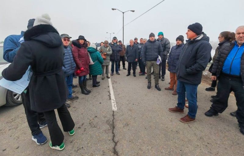 Пореден протест на пътя между Кюстендил и село Ябълково заради