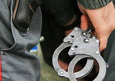 Повдигнато е обвинение на задържания вчера шеф на отдел Миграция