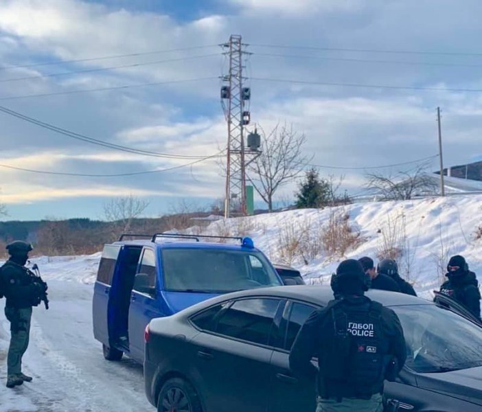 ГДБОП разби престъпна група, ощетила бюджета с милиони, лидерът е арестуван