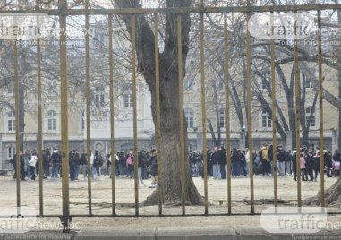 Полицията в Унгария разследва вълната от бомбени заплахи която заля