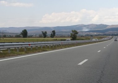 Верижна катастрофа на Струма между Сандански и Дамяница затвори магистралата