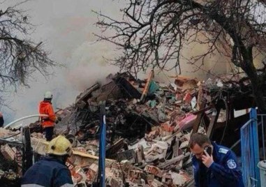 Продължава издирването на мъжа който изчезна след взрива на газовата