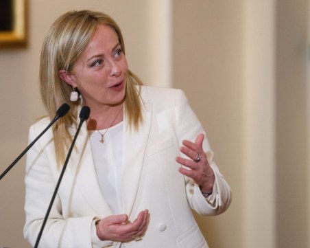 Разследват италианския премиер заради освобождаването на либиец