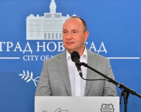 След премиера на Сърбия: Кметът на Нови Сад също подава оставка